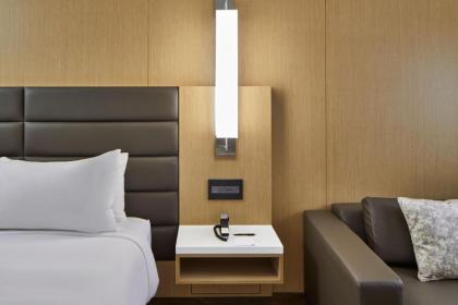 AC Hotel by Marriott Orlando Lake Buena Vista - image 24