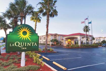 La Quinta Inn & Suites by Wyndham Orlando International Drive No - image 6