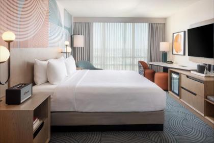 Hotel Kinetic Orlando Universal Blvd - image 8