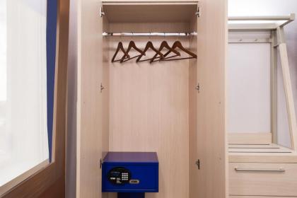 Holiday Inn Express & Suites - Nearest Universal Orlando - image 7