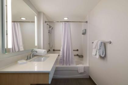 Sonesta ES Suites Orlando - International Drive - image 17
