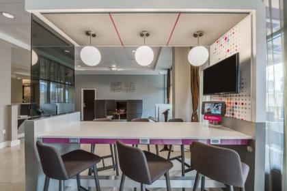 Crowne Plaza Hotel Orlando Downtown - image 3