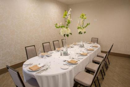 Holiday Inn Orlando International Airport - image 26