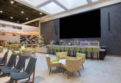Holiday Inn Orlando International Airport - image 27
