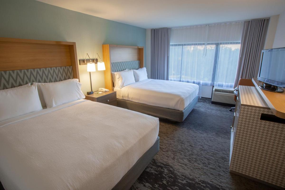 Holiday Inn Orlando International Airport - image 5