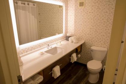 Holiday Inn Orlando International Airport - image 8