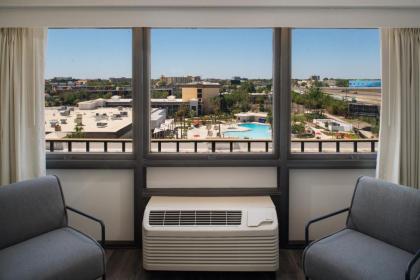 Avanti Palms Resort And Conference Center - image 11