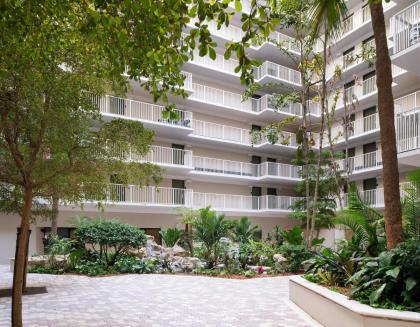 Avanti Palms Resort And Conference Center - image 20