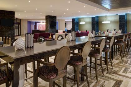 DoubleTree By Hilton Orlando East - Ucf Area - image 6