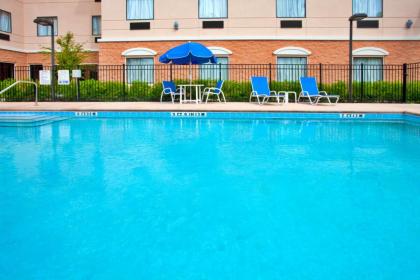 Holiday Inn Express Orlando-Ocoee East - image 12