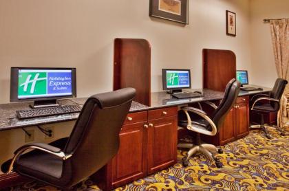 Holiday Inn Express Orlando-Ocoee East - image 18