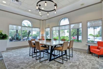 Hilton Garden Inn Orlando Lake Buena Vista - image 13
