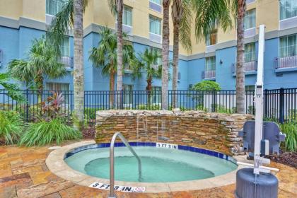 Hilton Garden Inn Orlando Lake Buena Vista - image 15
