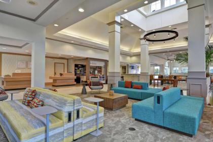 Hilton Garden Inn Orlando Lake Buena Vista - image 2