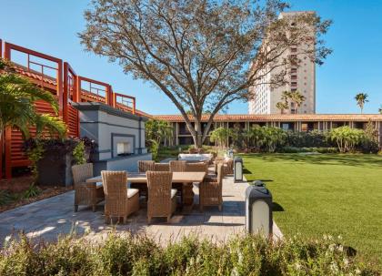 DoubleTree by Hilton Hotel Orlando at SeaWorld - image 12