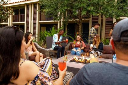 DoubleTree by Hilton Hotel Orlando at SeaWorld - image 6