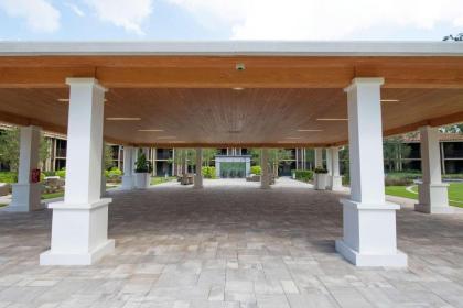 DoubleTree by Hilton Hotel Orlando at SeaWorld - image 9