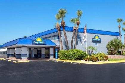 Days Inn by Wyndham Orlando Downtown - image 2