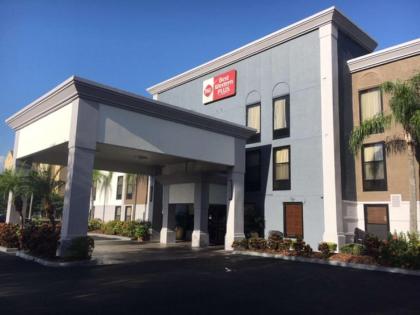 Best Western Plus Universal Inn - image 14