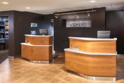 Courtyard by Marriott Orlando Airport - image 12