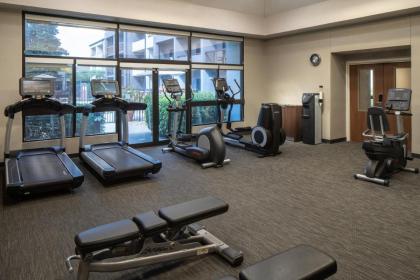 Courtyard by Marriott Orlando Airport - image 7