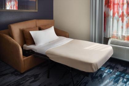 Fairfield Inn & Suites by Marriott Orlando at SeaWorld - image 13
