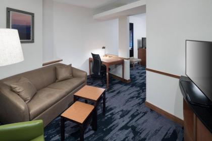 Fairfield Inn & Suites by Marriott Orlando at SeaWorld - image 18