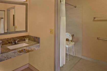 Courtyard by Marriott Orlando East/UCF Area - image 28