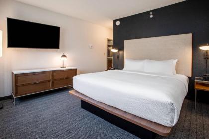 Courtyard by Marriott Orlando Altamonte Springs/Maitland - image 13