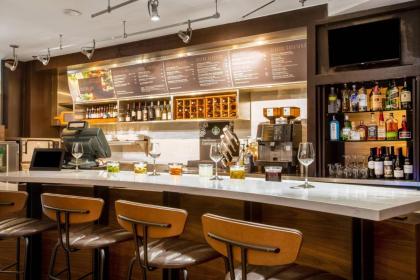 Courtyard by Marriott Orlando Altamonte Springs/Maitland - image 18