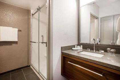 Courtyard by Marriott Orlando Altamonte Springs/Maitland - image 8
