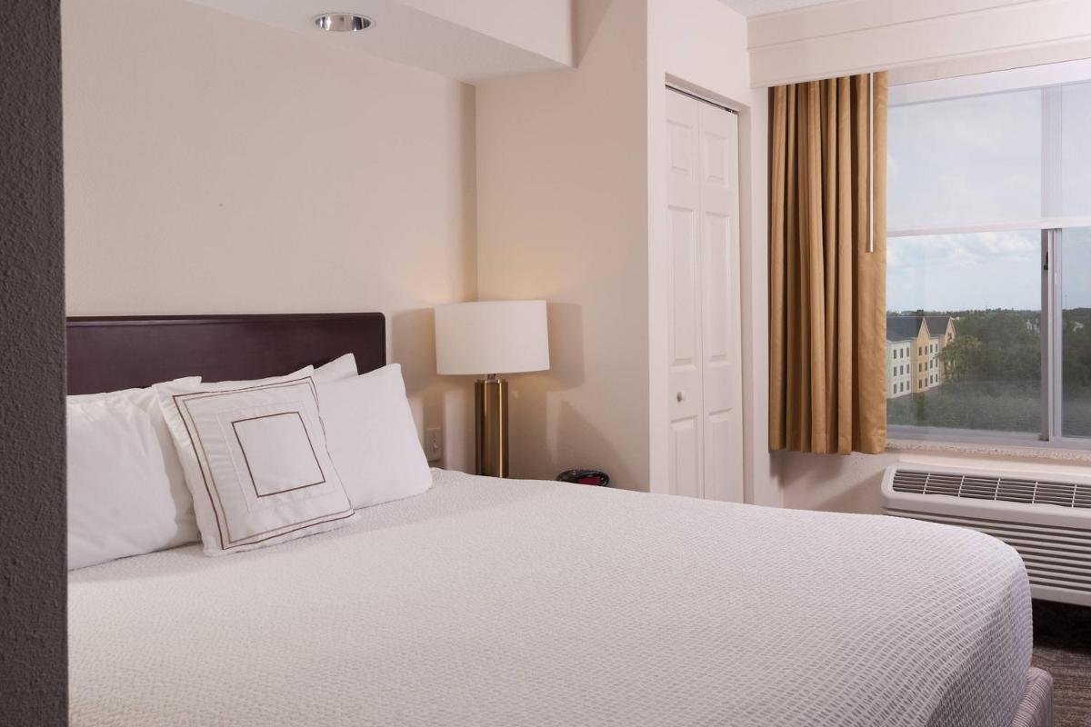 SpringHill Suites by Marriott Orlando Airport - image 6