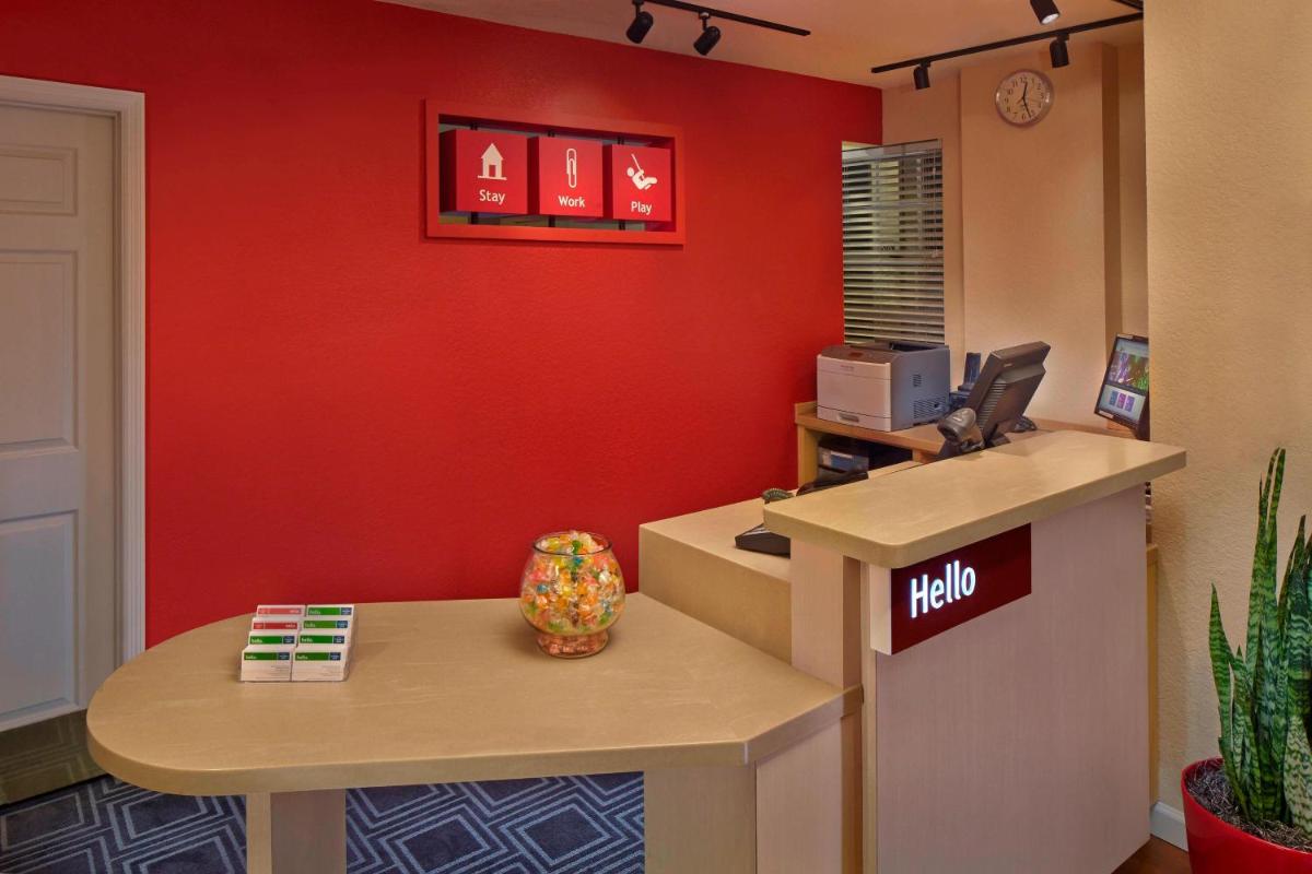 TownePlace Suites by Marriott Orlando East/UCF Area - image 3