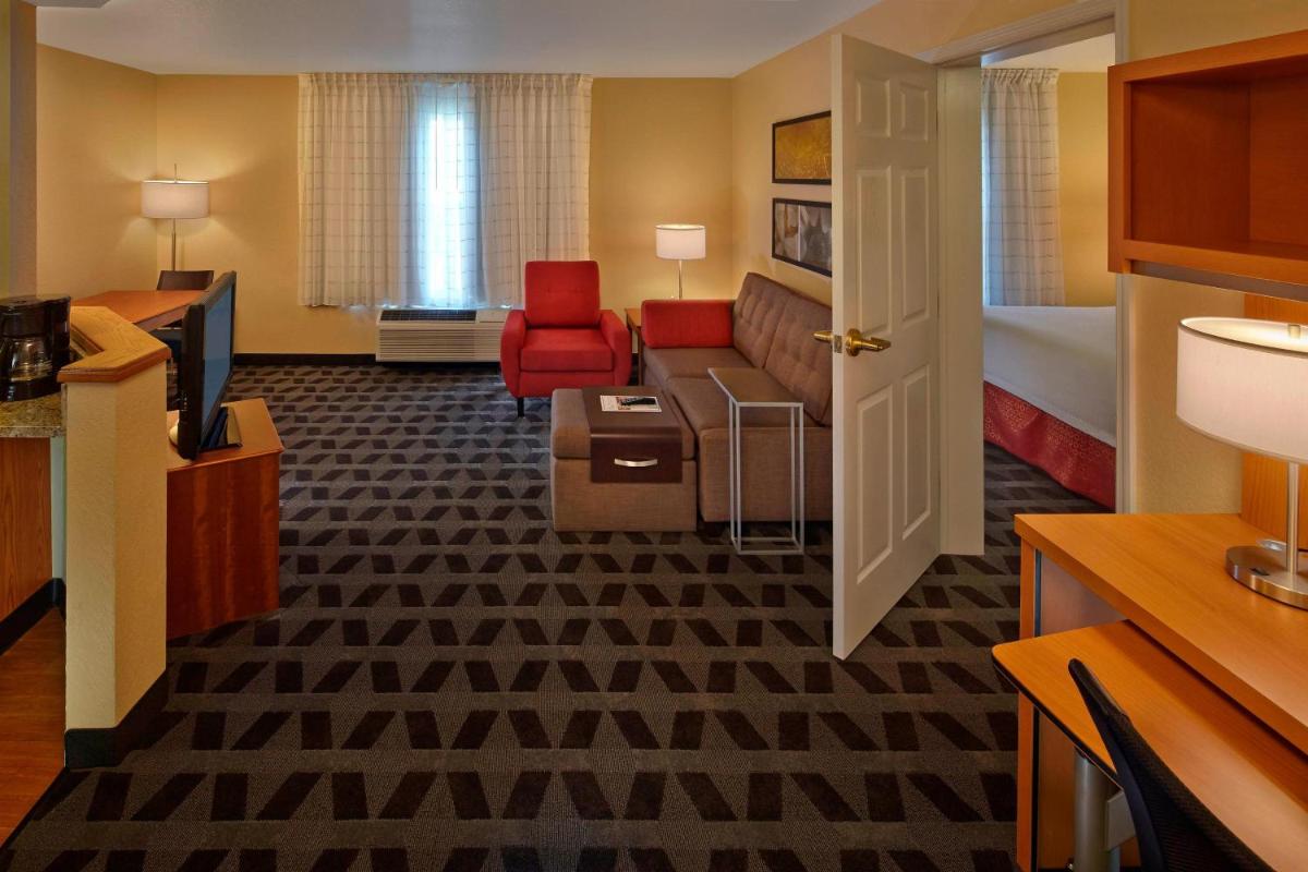 TownePlace Suites by Marriott Orlando East/UCF Area - image 6