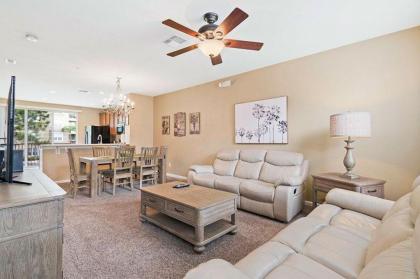 Orlando Resort Rentals at Universal Boulevard - image 4