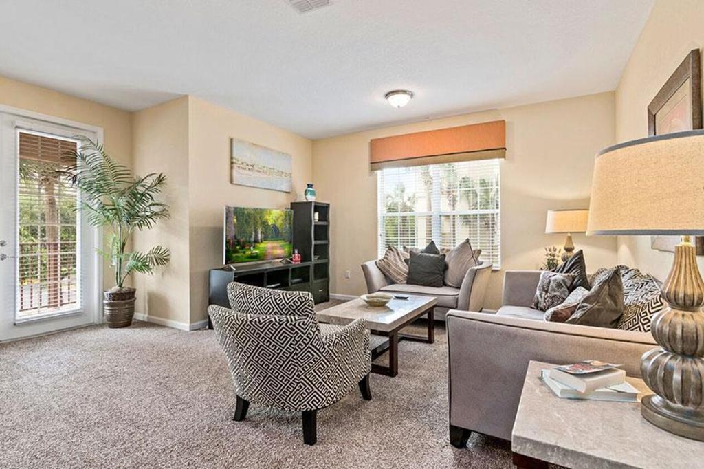 Orlando Resort Rentals at Universal Boulevard - image 6
