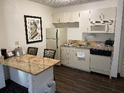 SureStay Plus by Best Western Orlando Lake Buena Vista - image 19
