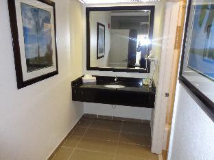 SureStay Plus by Best Western Orlando Lake Buena Vista - image 5