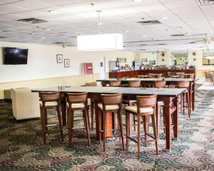 Quality Inn & Suites Winter Park Village Area - image 17
