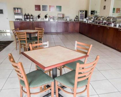 Quality Inn & Suites Winter Park Village Area - image 21