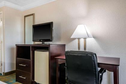 Quality Inn At International Drive - image 2