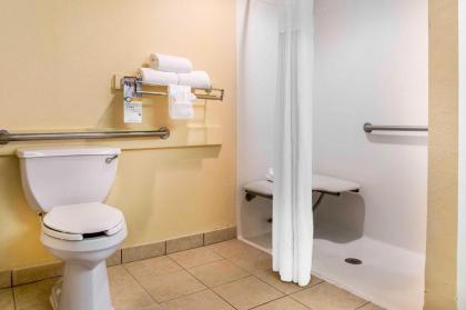 DASKK Orlando Hotel Near Universal Blvd Ascend Hotel Collection - image 17