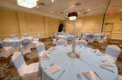 Holiday Inn Orlando East - Ucf Area - image 10