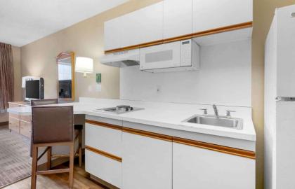 Extended Stay America Suites - Orlando - Southpark - Equity Row - image 16