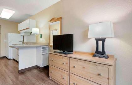 Extended Stay America Suites - Orlando - Southpark - Equity Row - image 17