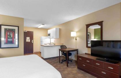 Extended Stay America Suites - Orlando - Southpark - Equity Row - image 19