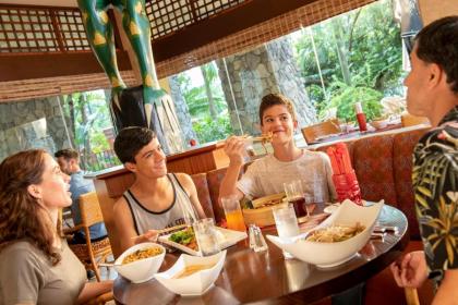 Loews Royal Pacific Resort at Universal Orlando - image 12