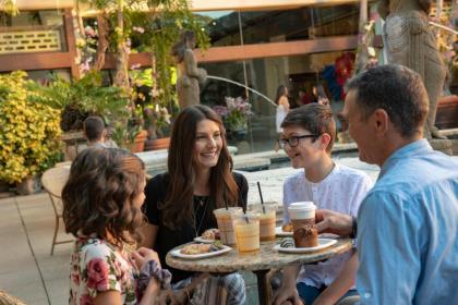 Loews Royal Pacific Resort at Universal Orlando - image 7