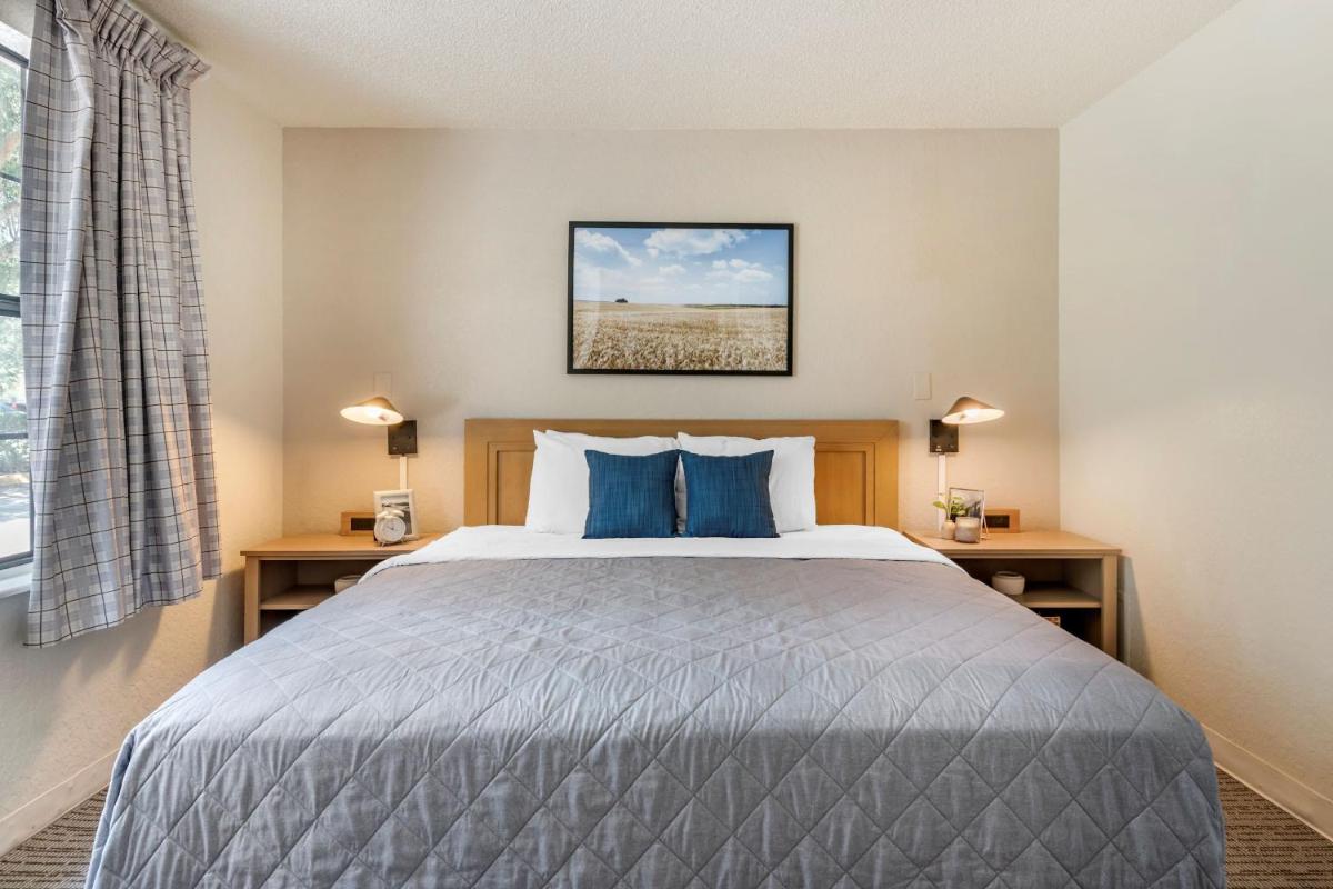 InTown Suites Extended Stay Select Orlando FL - UCF - image 4
