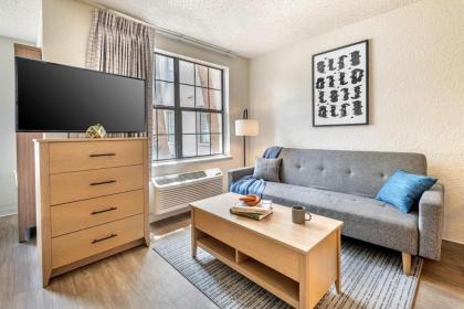 InTown Suites Extended Stay Orlando FL – Presidents Dr - image 10